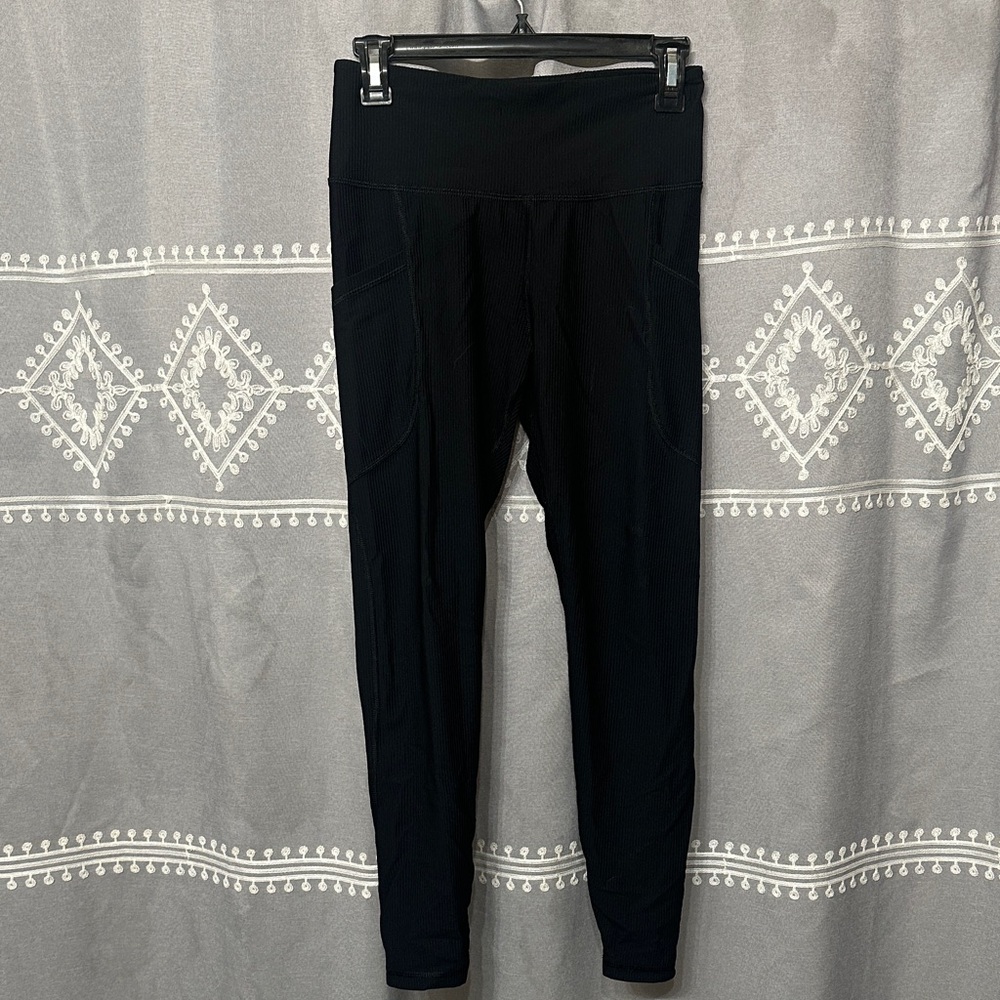 Old Navy Ribbed Black High-Rise PowerSoft Leggings M